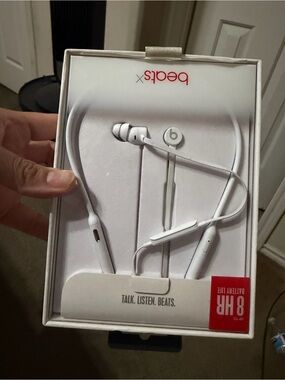 Beats by Dre X Neckband Earphones - White